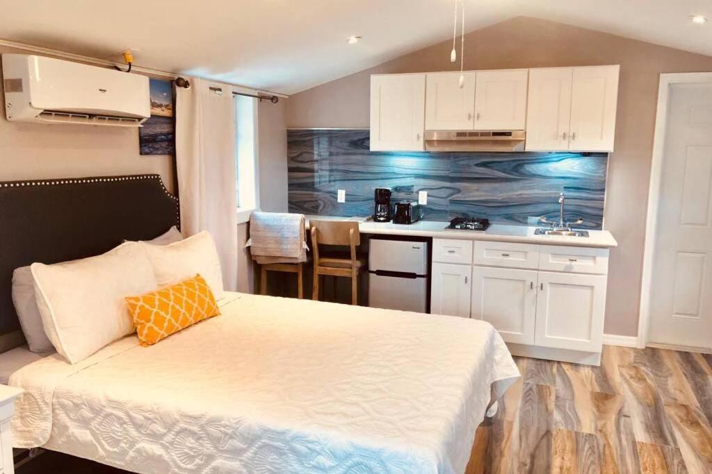 King & Queen Suite #8 Nassau Bagian luar foto